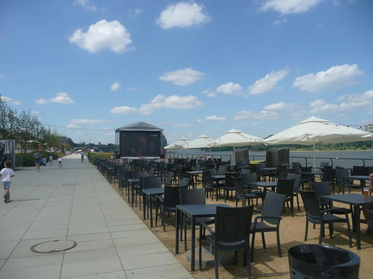 Sunny Wisla River Apartment วอร์ซอ ภายนอก รูปภาพ