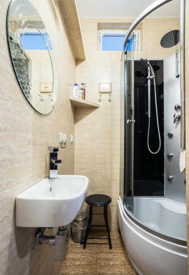Sunny Wisla River Apartment วอร์ซอ ภายนอก รูปภาพ